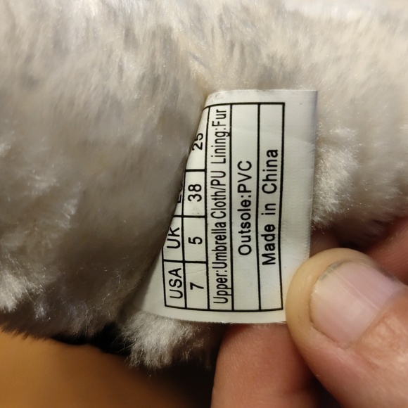 Hypocrute Women's Snow Boots Size 7 Fur Lined, Water Resistant winter boots - Picture 7 of 7